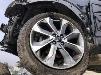 Schadeauto Kia Stonic 1.6 CRDI LAUNCH EDITION 2018/8