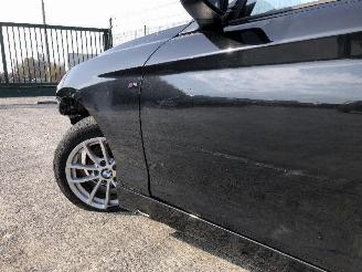 BMW 1-serie 116 i picture 9