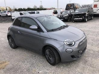 Unfallwagen Fiat 500 500e BEV 2022/1