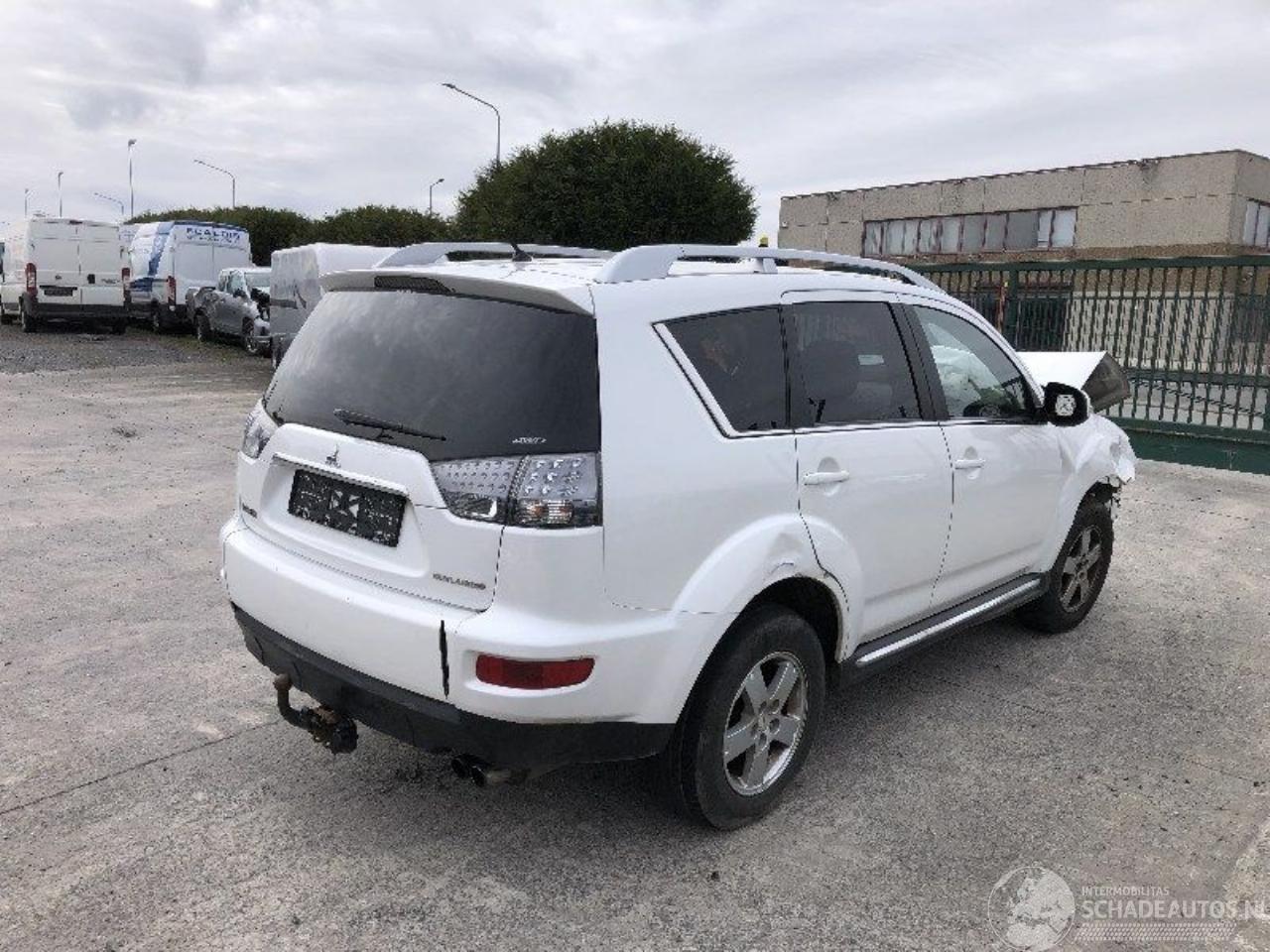 Mitsubishi Outlander 2.0 DID  4X4