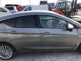 Opel Astra 1.6 CDTI AUTOMATIQUE picture 7