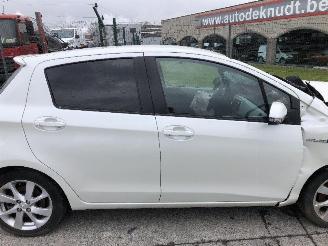 Toyota Yaris 1.5 HYBRIDE picture 17