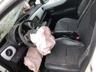 Toyota Yaris 1.5 HYBRIDE picture 6