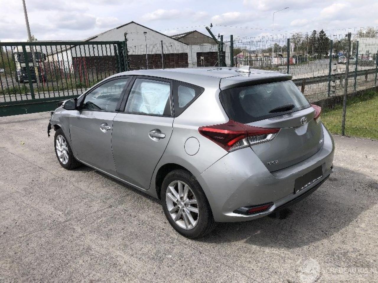 Toyota Auris 1.3 I