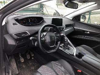 Peugeot 5008 1.2  7 PLACES picture 5