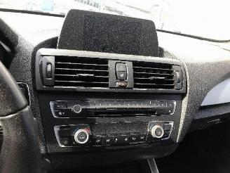 BMW 1-serie 118 d picture 14