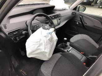 Citroën C4-picasso 1.2 turbo FEEL picture 5