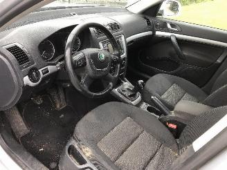 Skoda Octavia BREAK 1.2 TSI picture 5