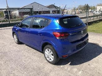 Dacia Sandero 1.0 picture 4