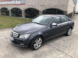 uszkodzony samochody osobowe Mercedes C-klasse C280 4 MATIC  AVANTGARDE 2009/2