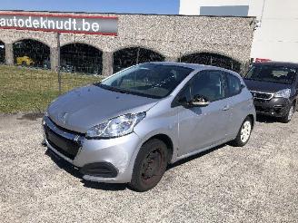 Avarii autoturisme Peugeot 208 1.2 2017/4