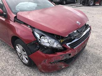 Peugeot 308 SW  1.2 picture 9
