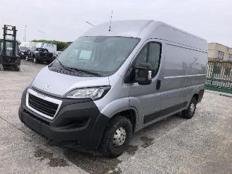 Peugeot Boxer 2.2 HDI picture 4