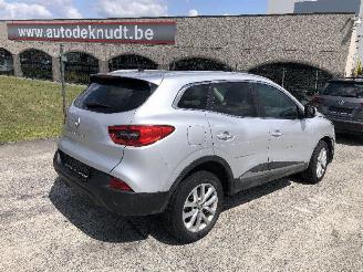 uszkodzony samochody osobowe Renault Kadjar 1.2 LIMITED 2018/2