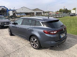 Auto incidentate Renault Mégane 1.2 TURBO GRANDTOUR 2017/2
