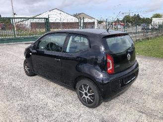 Vaurioauto  passenger cars Volkswagen Up! 1.0 2013/6