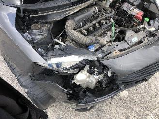 Suzuki Swift 1.2 GL picture 18