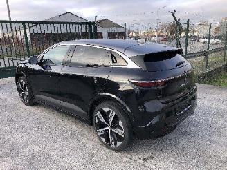 Voiture accidenté Renault Mégane E-Tech  2022/5