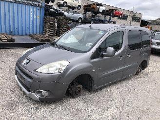 Autoverwertung Peugeot Partner 1.6 HDI   9H06  9HP 2012/4