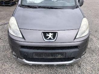 Peugeot Partner 1.6 HDI   9H06  9HP picture 7