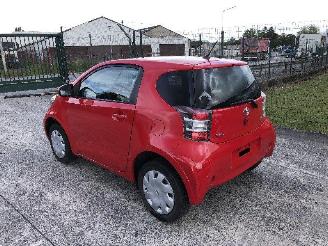 skadebil auto Toyota iQ 1.0 2011/2