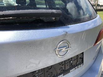 Opel Astra 1.6 CDTI B16DTU picture 12