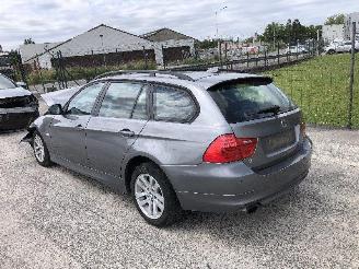 BMW 3-serie 318d  N47D20C picture 1