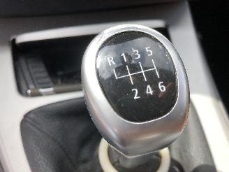 BMW 3-serie 318d  N47D20C picture 16