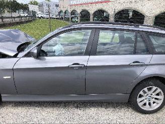 BMW 3-serie 318d  N47D20C picture 9