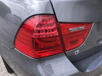 BMW 3-serie 318d  N47D20C picture 12