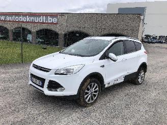 damaged passenger cars Ford Kuga 2.0 TDCI 2016/5
