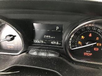 Peugeot 2008 1.2  Gt Line picture 22