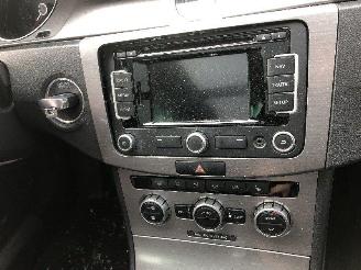 Volkswagen Passat break 1.6 tdi picture 15