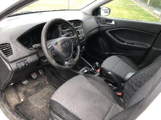 Hyundai I-20 1.0 TURBO GDI  ACTIVE picture 5