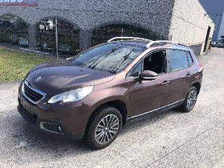 Vaurioauto  passenger cars Peugeot 2008 1.4 HDI 2015/1