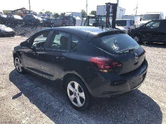 skadebil auto Opel Astra 17 CDTI 2012/1