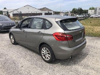 BMW 2-serie 216 d ADVANTAGE picture 3