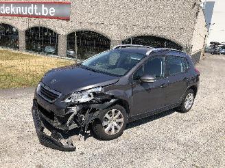 Peugeot 2008 1.2 picture 2