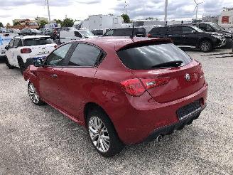 Alfa Romeo Giulietta 1.6  JTDm picture 2