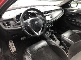 Alfa Romeo Giulietta 1.6  JTDm picture 5