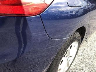BMW 2-serie 216 d active tourer picture 14