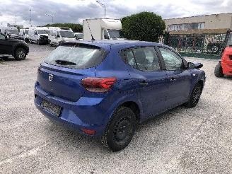 Dacia Sandero 1.0 picture 2