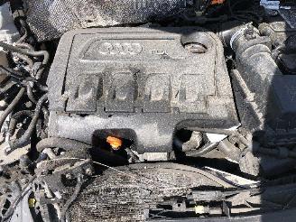 Audi Q3 2.0 TDI quattro  s-tronic picture 16