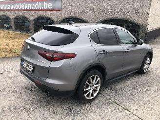 Voiture accidenté Alfa Romeo Stelvio 2.2 MULTIJET Q4 2017/11