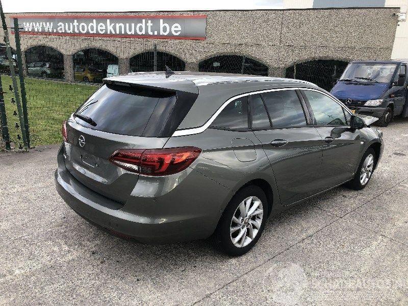 Opel Astra break 1.2 elegance