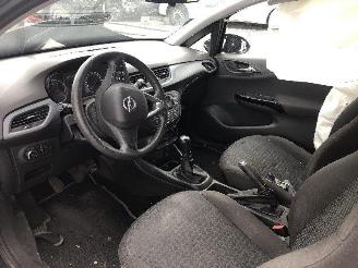 Opel Corsa 1.2 picture 13