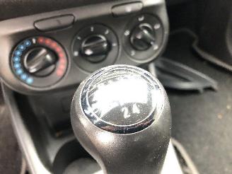 Opel Corsa 1.2 picture 24