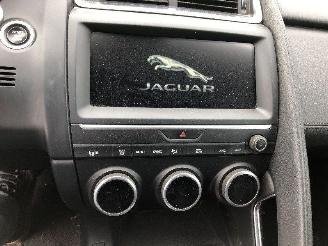Jaguar E-Pace 2.0 d 150 AWD picture 25