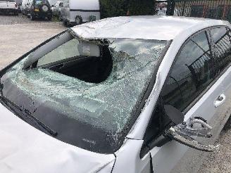 Volkswagen Golf 1.6 TDI picture 15