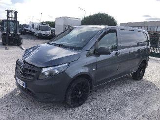 damaged passenger cars Mercedes Vito 111 CDI 2016/3